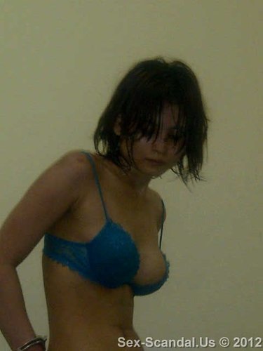 Indonesian Model Novie Amelia Semi-Nude Jailhouse Photos After Mowing Down Seven With Her Car