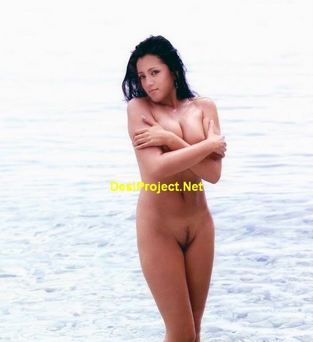 Trisha Krishnan Nude Sexy Pictures 5